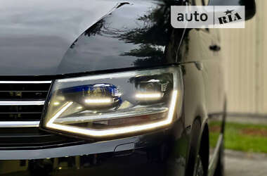 Мінівен Volkswagen Caravelle 2017 в 
