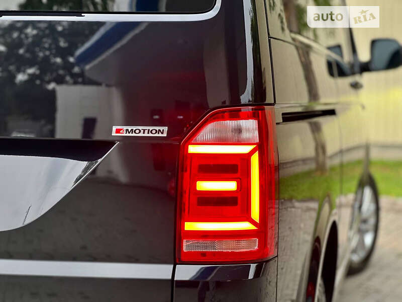 Минивэн Volkswagen Caravelle 2017 в Днепре