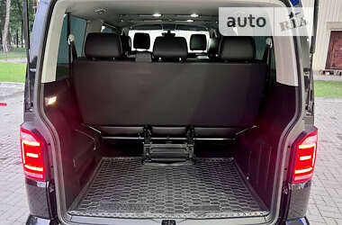 Мінівен Volkswagen Caravelle 2017 в 