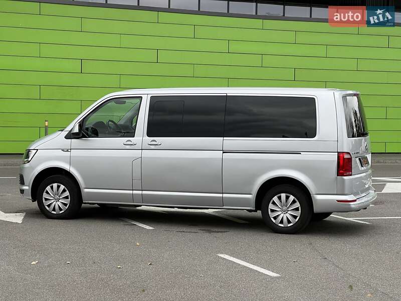 Минивэн Volkswagen Caravelle 2016 в Киеве