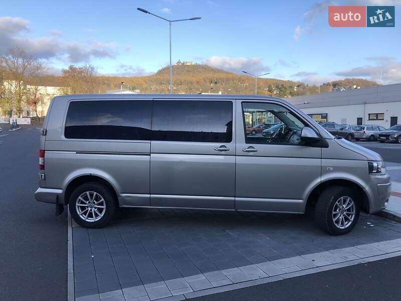 Минивэн Volkswagen Caravelle 2011 в Ужгороде