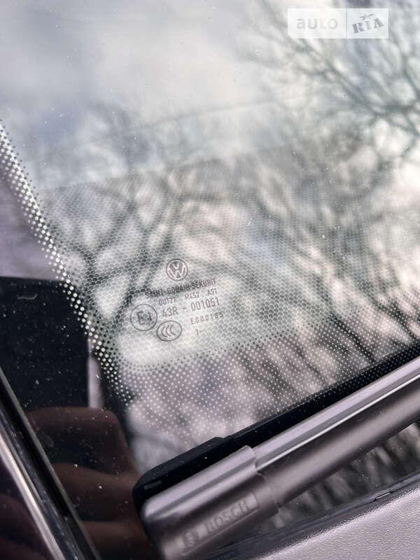 Минивэн Volkswagen Caravelle 2014 в Каменец-Подольском фото 9 Минивэн Volkswagen Caravelle 2014 в Каменец-Подольском