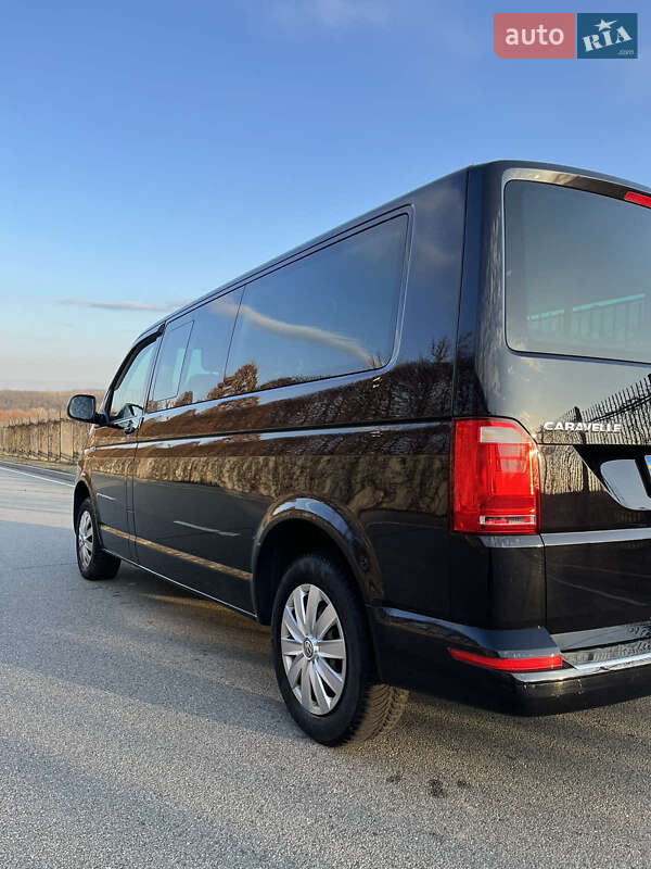 Минивэн Volkswagen Caravelle 2015 в Киеве