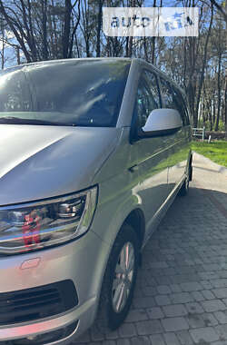 Минивэн Volkswagen Caravelle 2015 в Львове