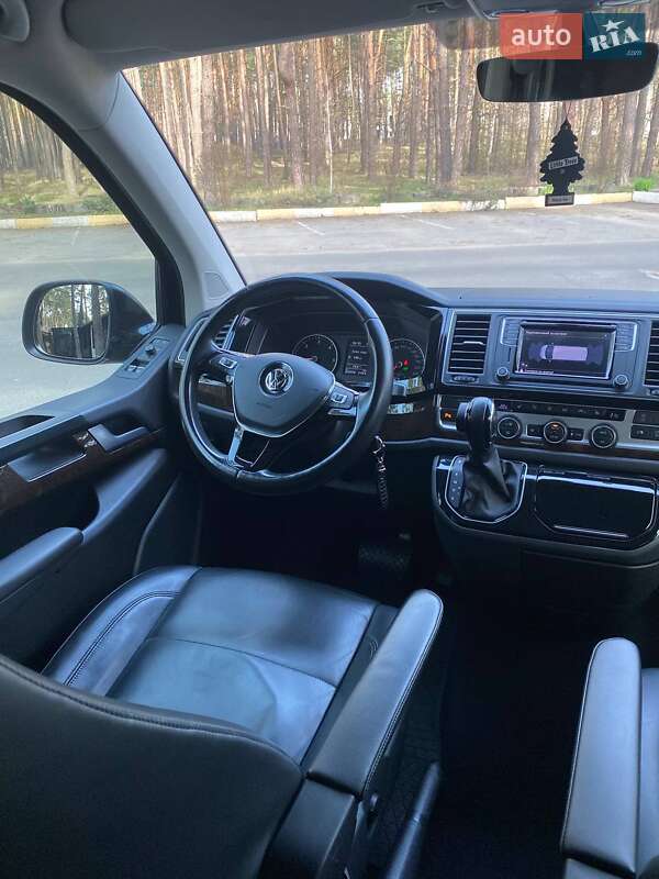 Мінівен Volkswagen Caravelle 2017 в Києві