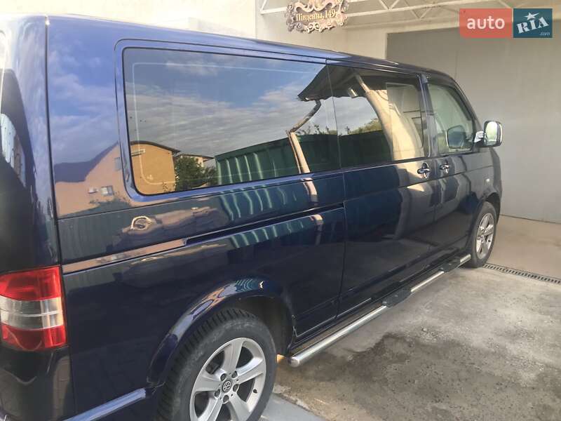 Мінівен Volkswagen Caravelle 2006 в Хмельницькому