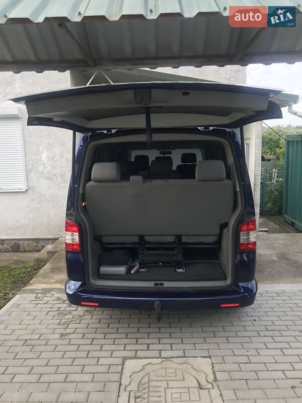 Мінівен Volkswagen Caravelle 2006 в Хмельницькому