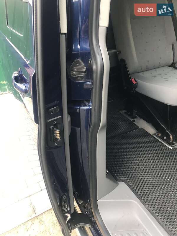 Мінівен Volkswagen Caravelle 2006 в Хмельницькому