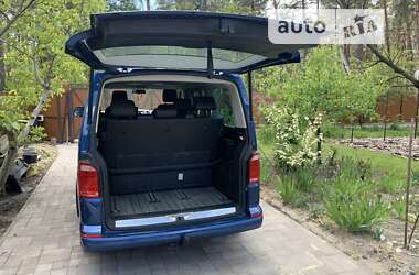 Минивэн Volkswagen Caravelle 2014 в Киеве