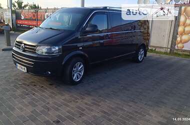 Мінівен Volkswagen Caravelle 2013 в Лубнах