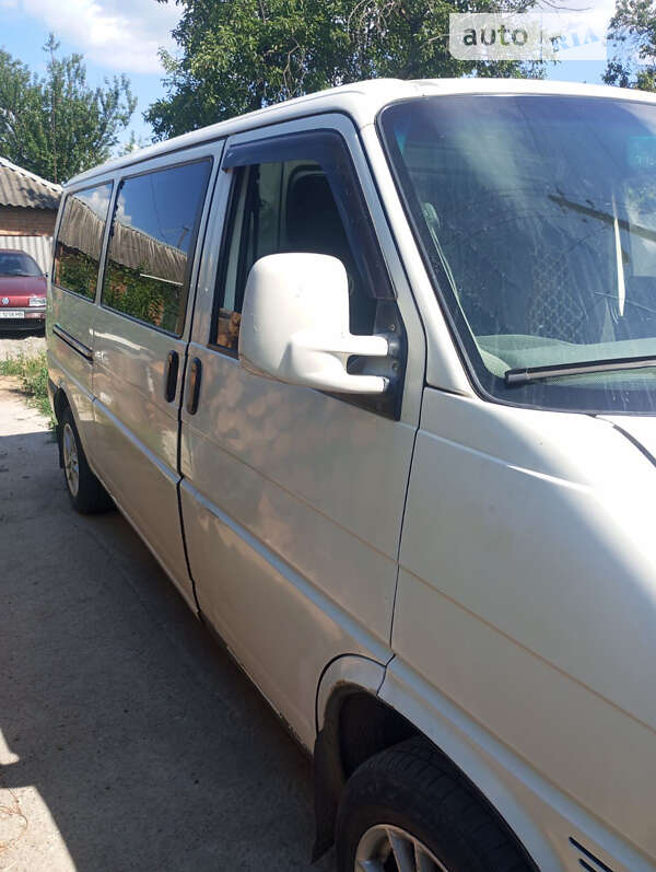 Минивэн Volkswagen Caravelle 1996 в Мерефа