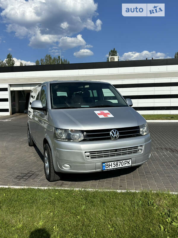 Volkswagen Caravelle 2010