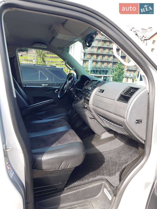 Минивэн Volkswagen Caravelle 2010 в Ивано-Франковске фото 5 Минивэн Volkswagen Caravelle 2010 в Ивано-Франковске