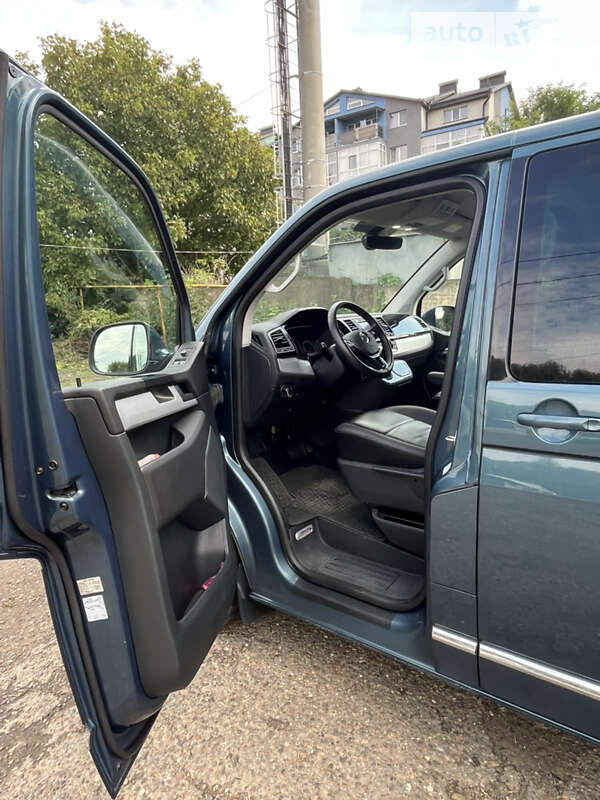 Минивэн Volkswagen Caravelle 2019 в Черновцах