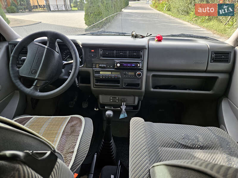 Мінівен Volkswagen Caravelle 1998 в Львові