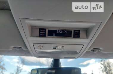Минивэн Volkswagen Caravelle 2018 в 