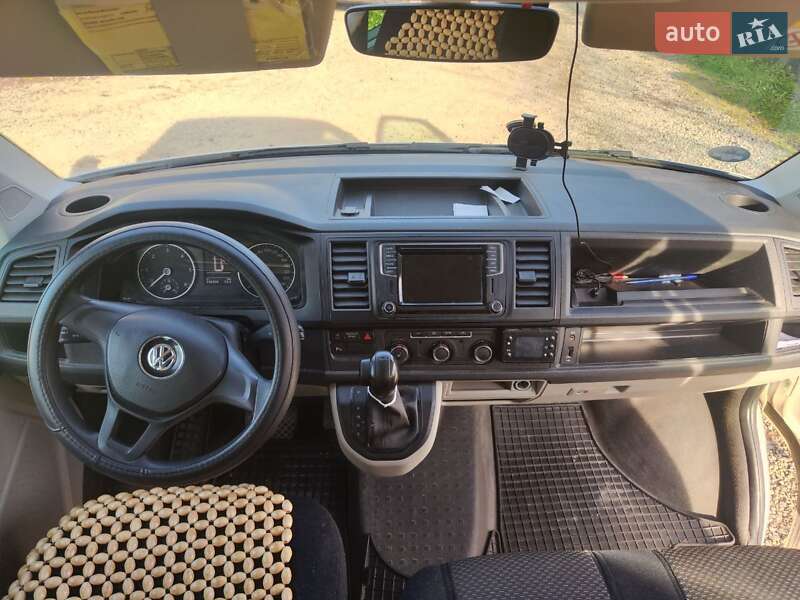 Минивэн Volkswagen Caravelle 2018 в Нереснице