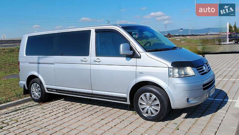 Минивэн Volkswagen Caravelle 2006 в Киеве