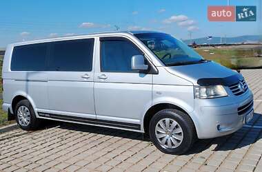 Минивэн Volkswagen Caravelle 2006 в Киеве