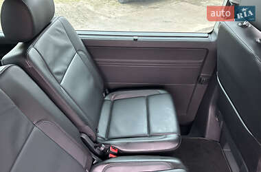 Минивэн Volkswagen Caravelle 2019 в 
