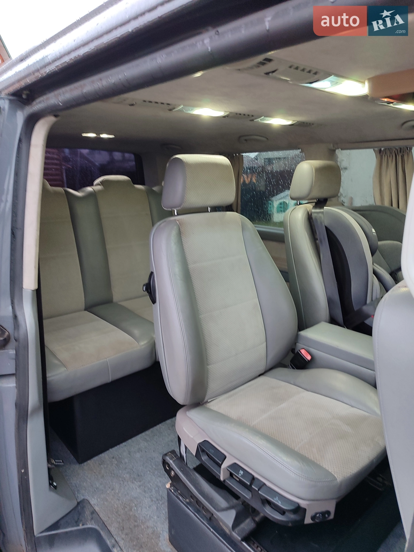2011 Volkswagen Caravelle - мініатюра 23
