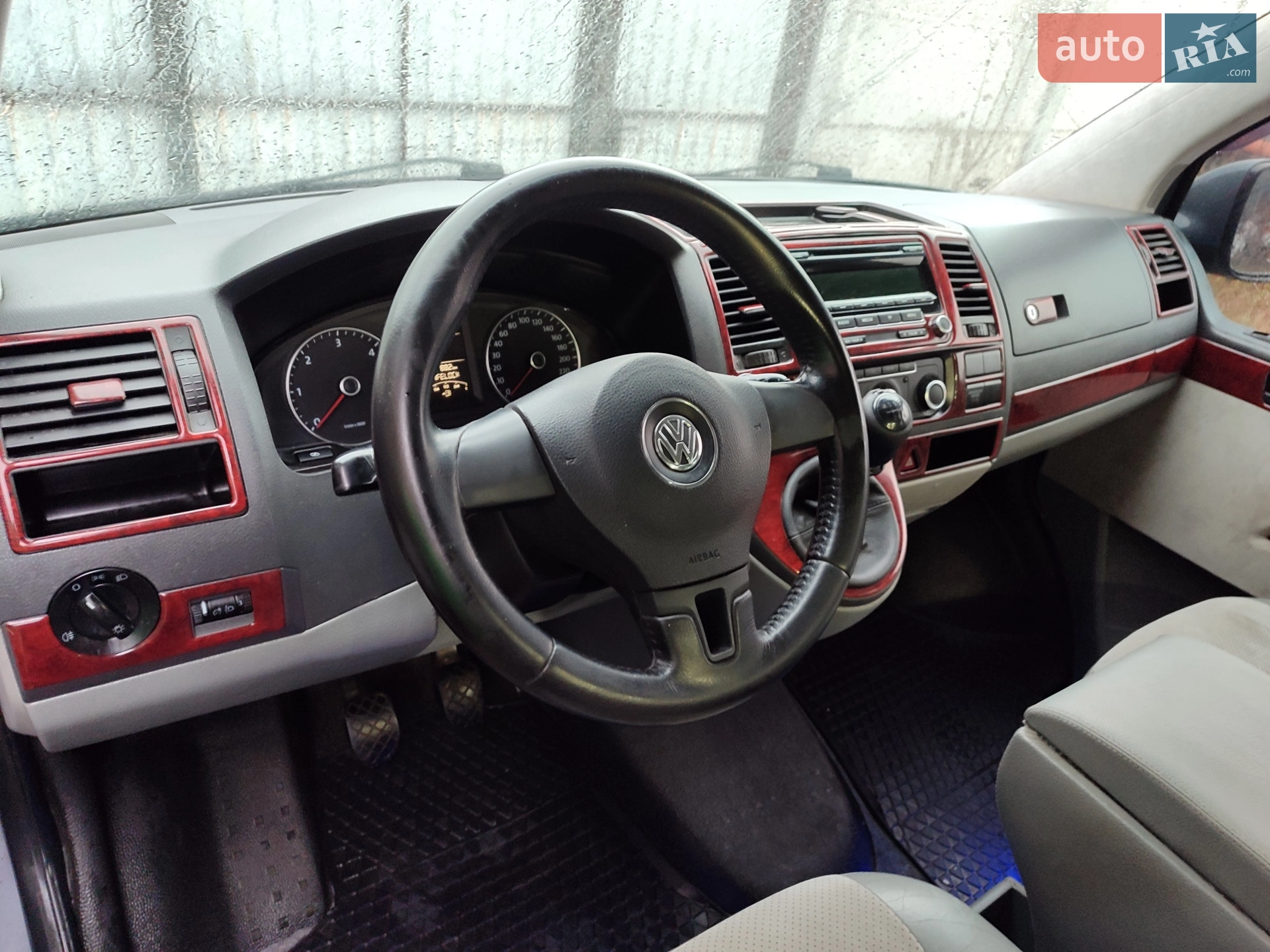 2011 Volkswagen Caravelle - мініатюра 42