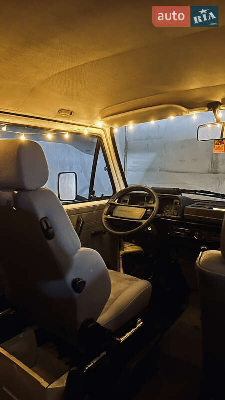 Минивэн Volkswagen Caravelle 1989 в Киеве