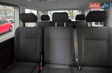 Минивэн Volkswagen Caravelle 2017 в Киеве