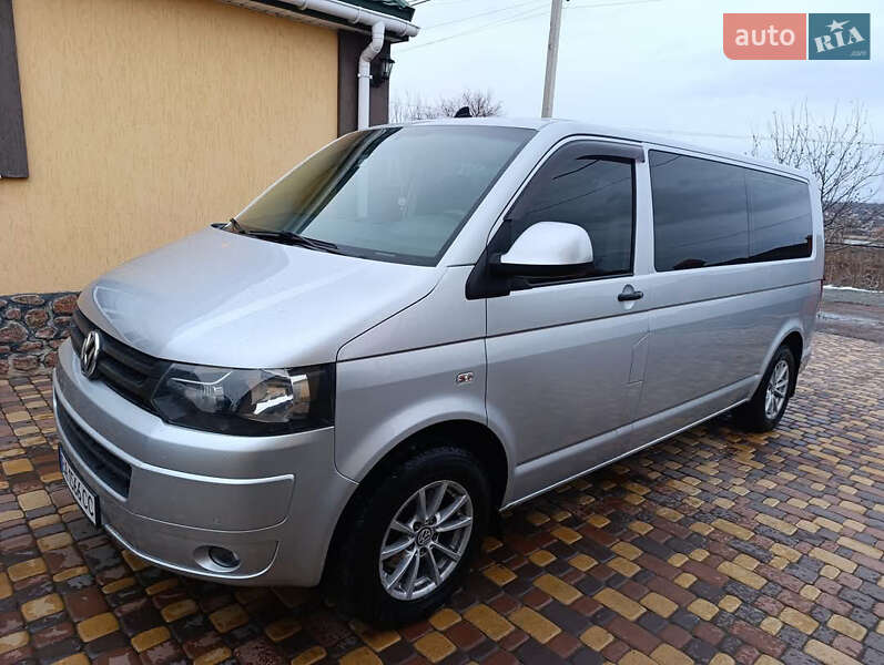 Минивэн Volkswagen Caravelle 2012 в Малой Виске