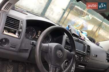 Минивэн Volkswagen Caravelle 2010 в 