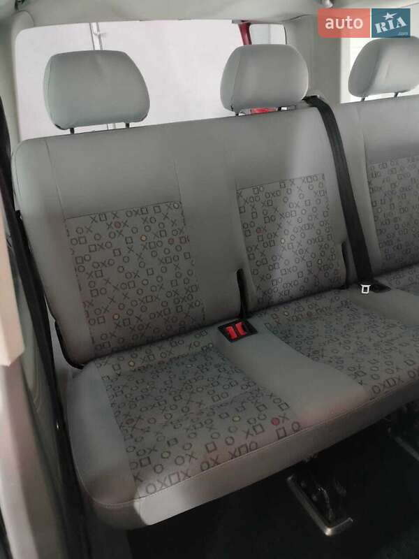 Минивэн Volkswagen Caravelle 2007 в Житомире
