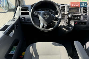 Минивэн Volkswagen Caravelle 2015 в 