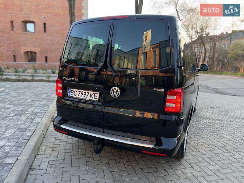 Мінівен Volkswagen Caravelle 2015 в Львові