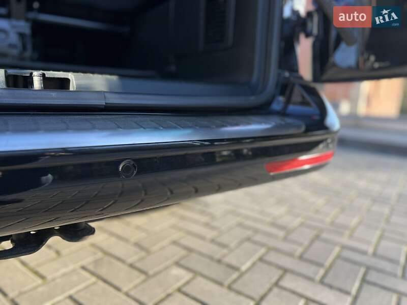 Мінівен Volkswagen Caravelle 2015 в Львові