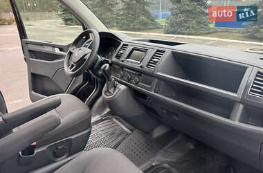 Минивэн Volkswagen Caravelle 2018 в 