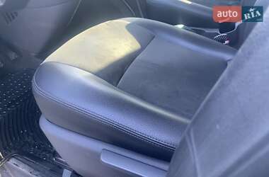 Мінівен Volkswagen Caravelle 2015 в 