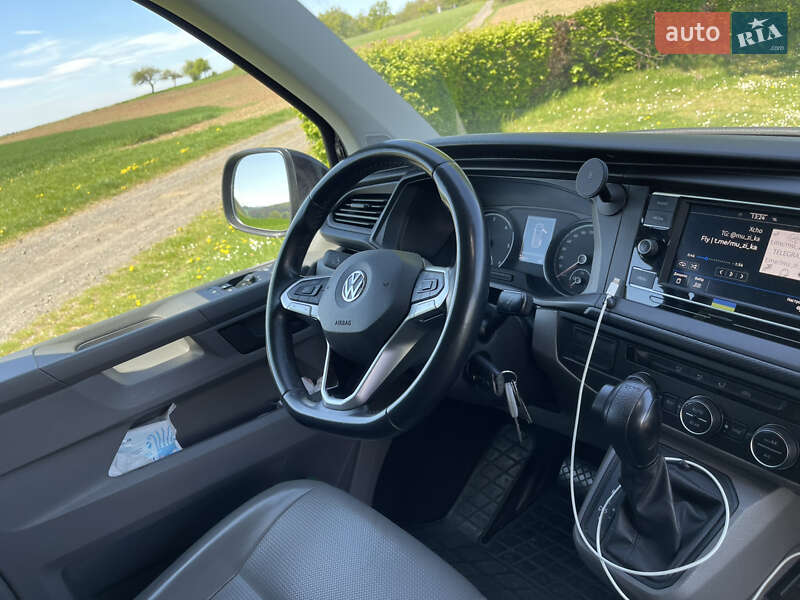 Минивэн Volkswagen Caravelle 2020 в Ровно