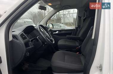 Мінівен Volkswagen Caravelle 2019 в 