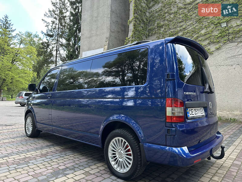 Минивэн Volkswagen Caravelle 2006 в Черновцах