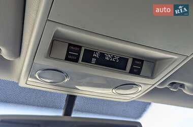 Минивэн Volkswagen Caravelle 2013 в 
