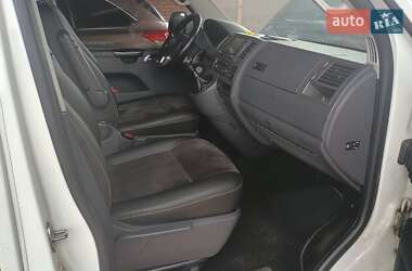 Мінівен Volkswagen Caravelle 2014 в 