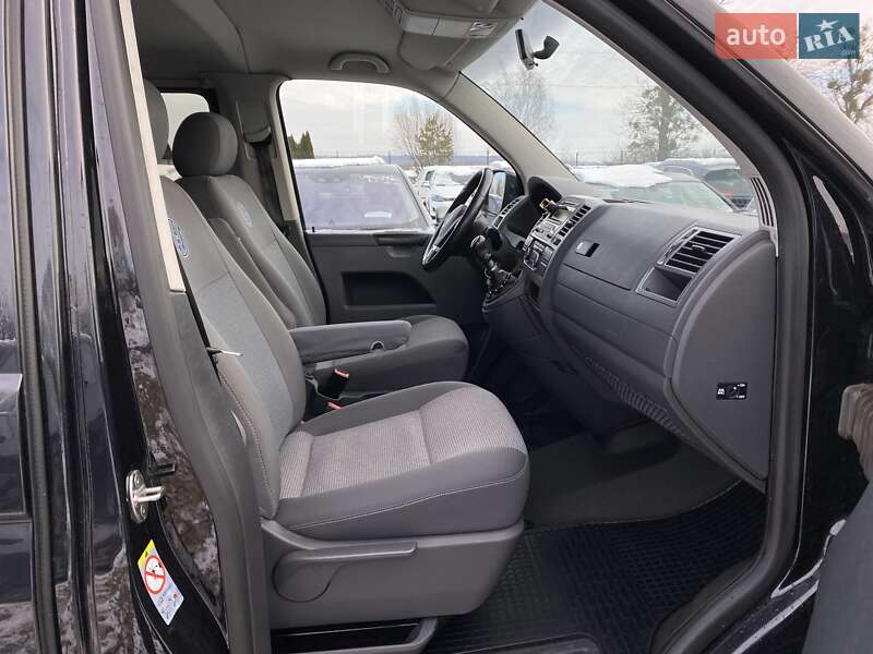 Мінівен Volkswagen Caravelle 2013 в Львові