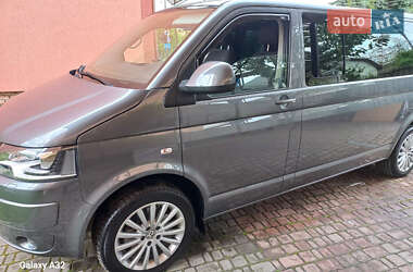 Минивэн Volkswagen Caravelle 2013 в 