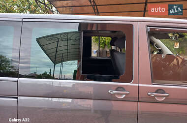 Минивэн Volkswagen Caravelle 2013 в 