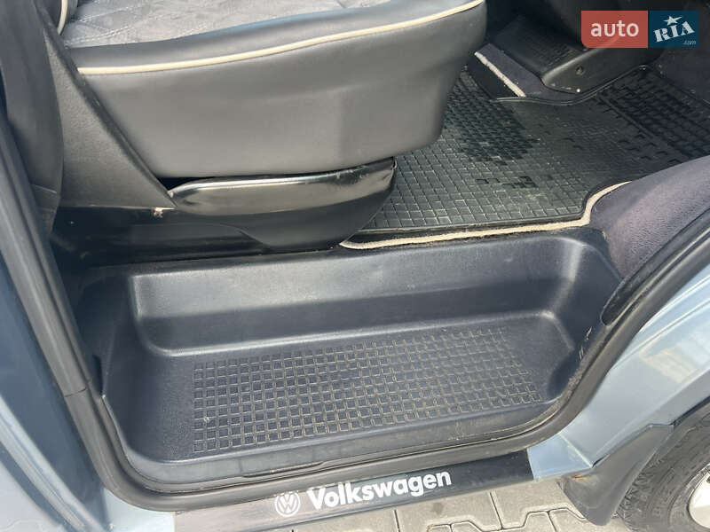 Минивэн Volkswagen Caravelle 2000 в Тернополе