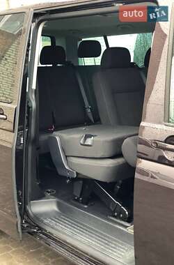 Мінівен Volkswagen Caravelle 2016 в 