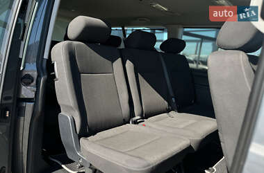 Минивэн Volkswagen Caravelle 2016 в 
