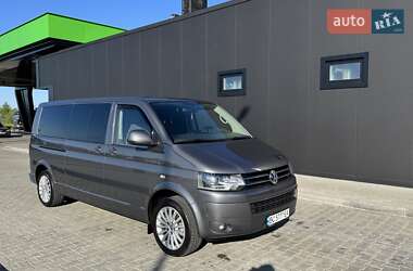 Минивэн Volkswagen Caravelle 2013 в 