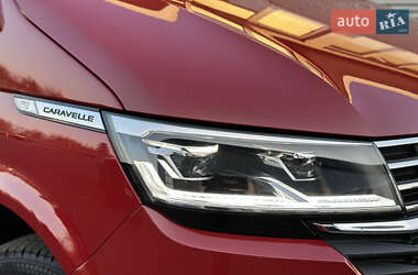 Минивэн Volkswagen Caravelle 2020 в 