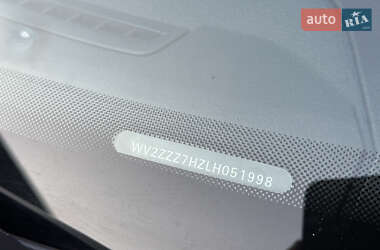 Минивэн Volkswagen Caravelle 2020 в 